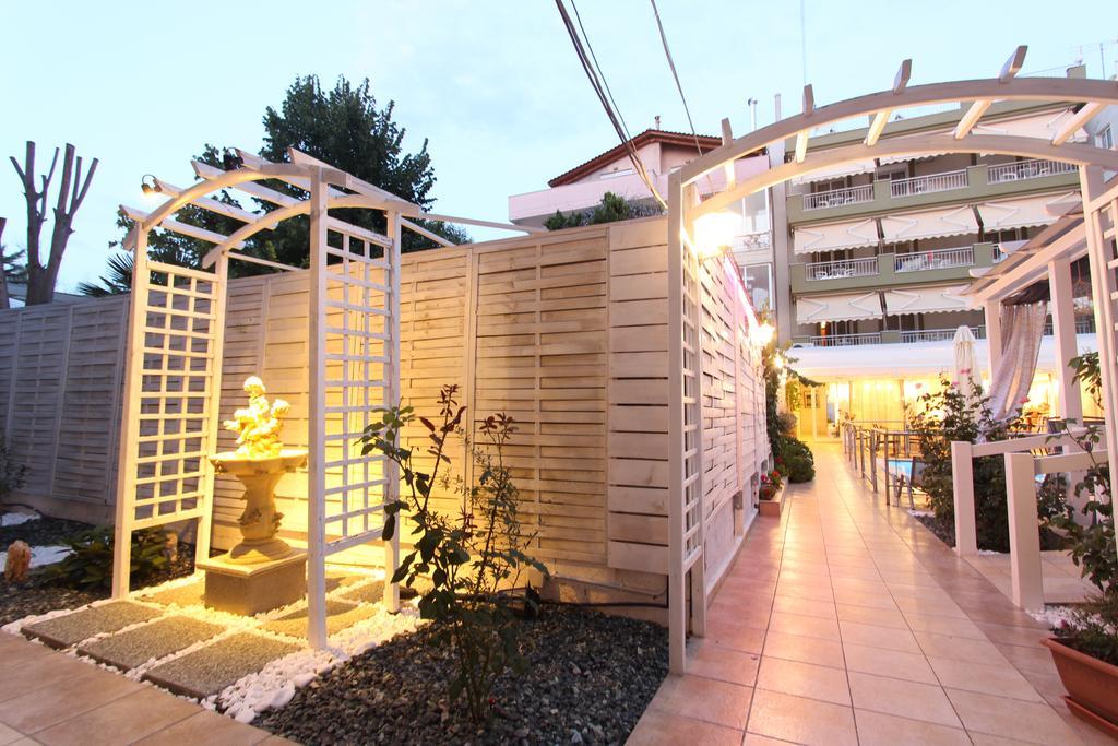 Hotel Mallas Nea Kallikrateia Exterior photo